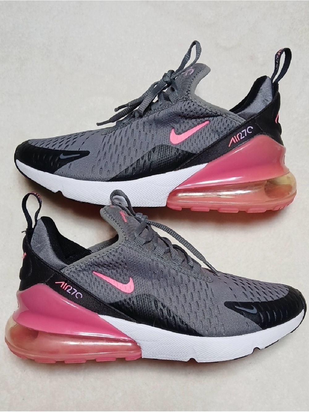 Nike Women's Grey and Pink Air Max 270 Sneakers